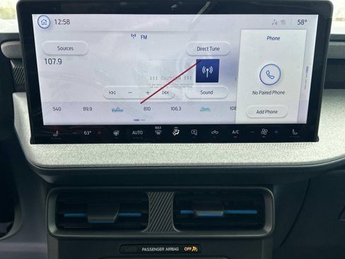 New 2025 Ford Maverick XLT w/ XLT Luxury Package image 27