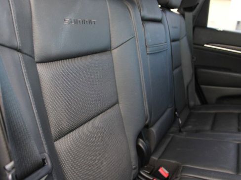 Used 2016 Jeep Grand Cherokee Summit w/ Skid Plate Group image 18