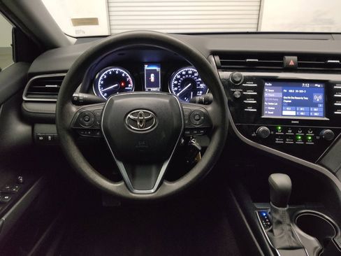 Used 2020 Toyota Camry LE FWD image 22