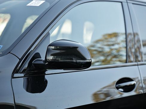 New 2026 BMW X5 sDrive40i w/ M Sport Package image 10