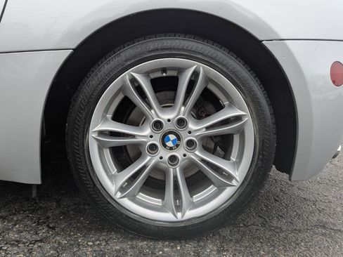 Used 2004 BMW Z4 3.0i image 47