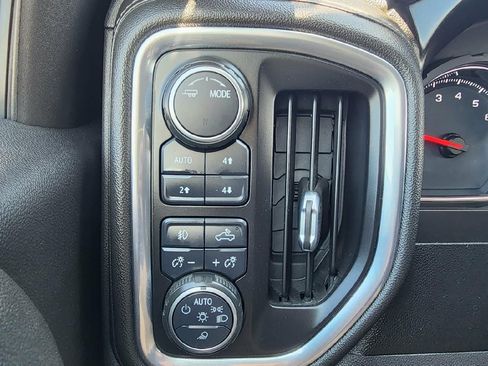 Used 2020 Chevrolet Silverado 1500 LTZ AWD/4WD image 13