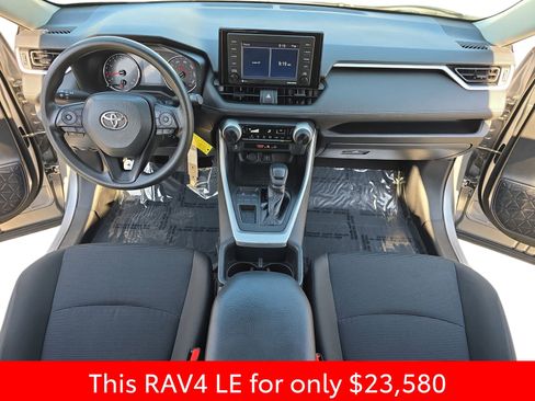 Used 2022 Toyota RAV4 LE image 14