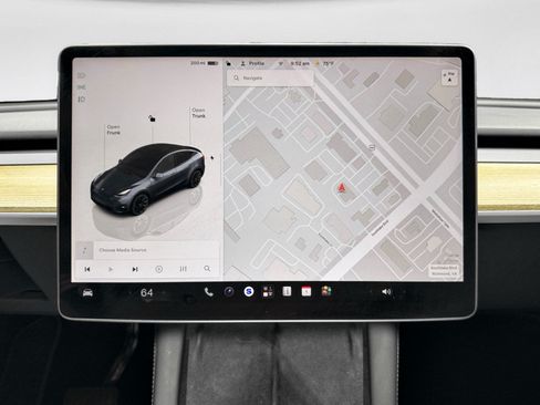 Used 2023 Tesla Model Y Long Range AWD/4WD image 9