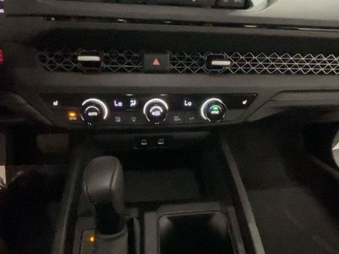 Used 2025 Honda Accord SE image 35