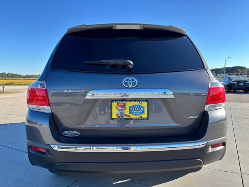 Used 2013 Toyota Highlander SE image 5
