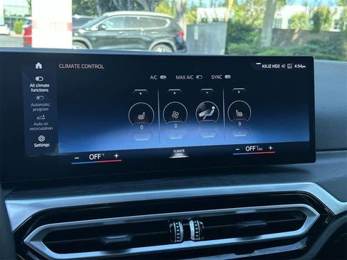 Used 2023 BMW i4 eDrive35 image 25