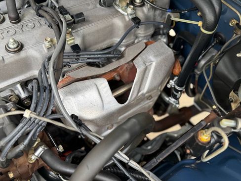 Used 1988 Toyota Pickup 4x4 Regular Cab image 58