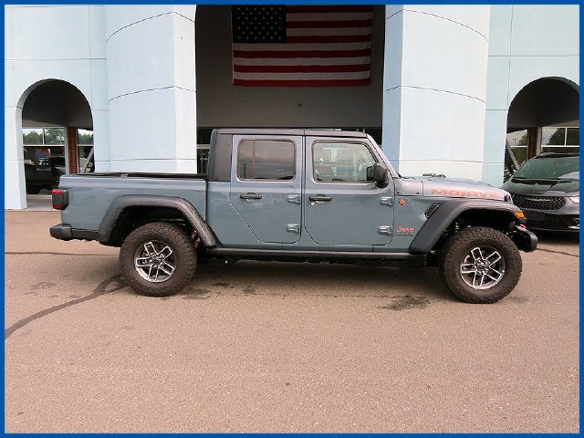 Certified 2026 Jeep Gladiator Mojave AWD/4WD image 2