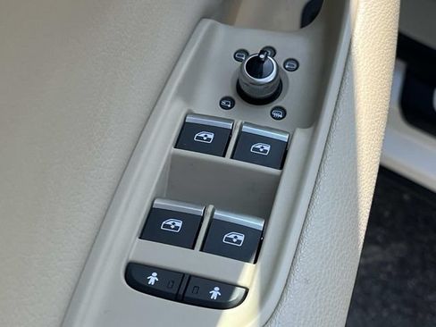 Used 2019 Audi Q7 2.0T Premium Plus AWD/4WD image 33