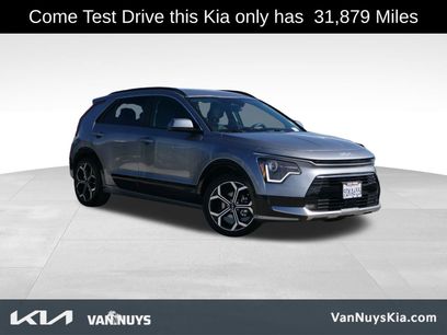 Used 2023 Kia Niro EX Touring