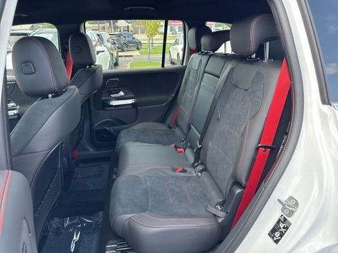 New 2025 Mercedes-Benz GLB 35 AMG 4MATIC image 11