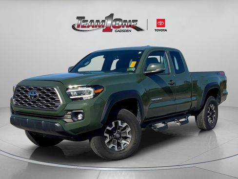 Used 2022 Toyota Tacoma TRD Off-Road image 4