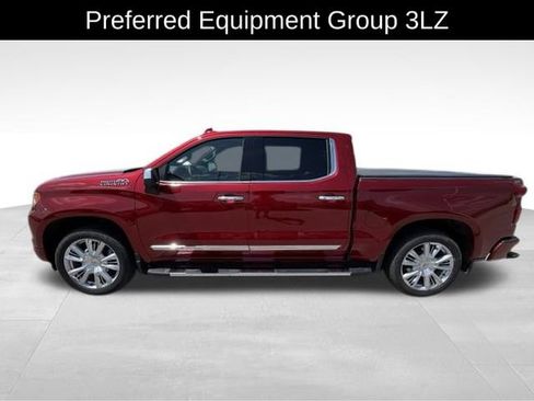 Used 2024 Chevrolet Silverado 1500 High Country w/ High Country Premium Package AWD/4WD image 4
