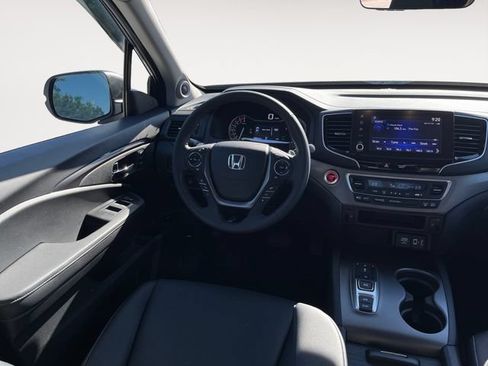 Used 2023 Honda Ridgeline RTL image 11