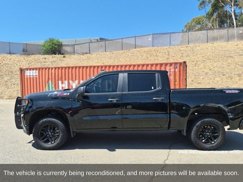 Used 2022 Chevrolet Silverado 1500 Custom Trail Boss w/ Safety Confidence Package AWD/4WD image 9