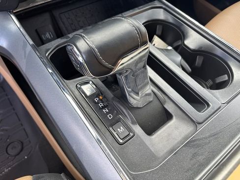 Used 2023 Ford F150 Lariat w/ Equipment Group 502A High image 28