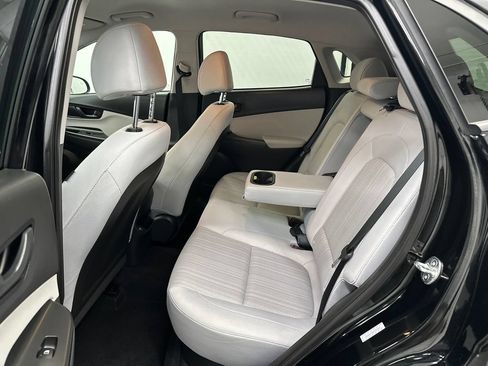 Used 2023 Hyundai Kona SEL FWD image 21