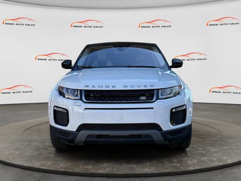 Used 2019 Land Rover Range Rover Evoque SE Premium AWD/4WD image 2