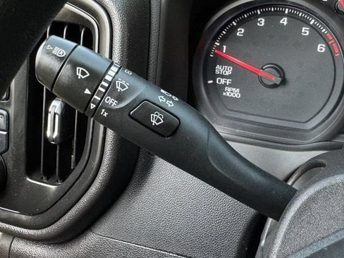 Used 2023 Chevrolet Silverado 1500 Custom AWD/4WD image 20