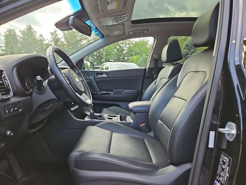 Used 2021 Kia Sportage EX w/ EX Technology Package AWD/4WD image 14
