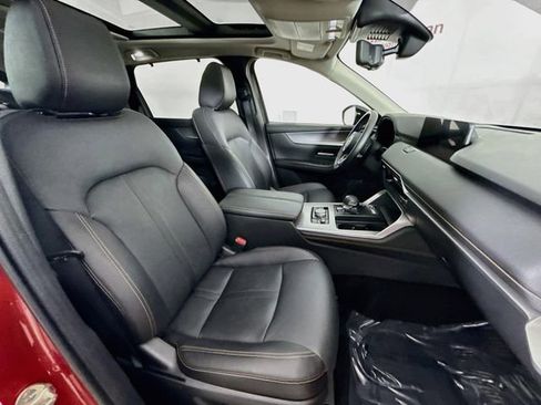 Used 2025 MAZDA CX-90 Plug-In Hybrid w/Premium Sport AWD/4WD image 30