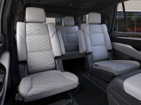 New 2026 Cadillac Escalade Platinum Sport w/ LPO, ONYX Package AWD/4WD image 17