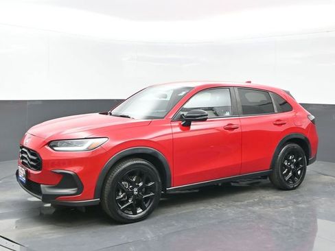 Certified 2024 Honda HR-V Sport image 2