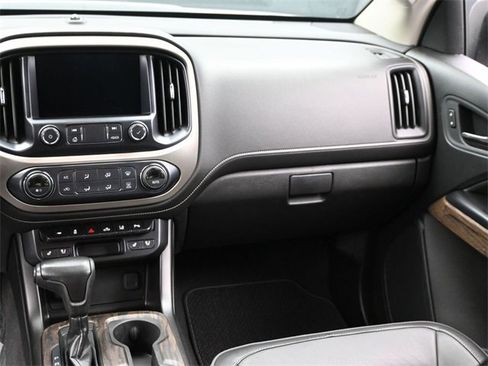 Used 2021 GMC Canyon Denali image 13