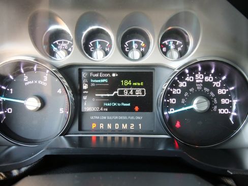 Used 2015 Ford F350 Platinum image 30