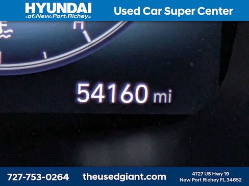 Certified 2022 Hyundai Santa Fe SEL w/ Convenience + Premium Package FWD image 39
