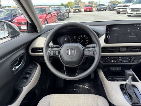New 2026 Honda HR-V LX image 23