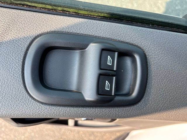 Used 2022 Ford Transit 250 Medium Roof RWD image 12