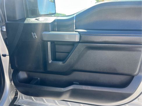 Used 2018 Ford F150 XLT w/ Equipment Group 302A Luxury image 16