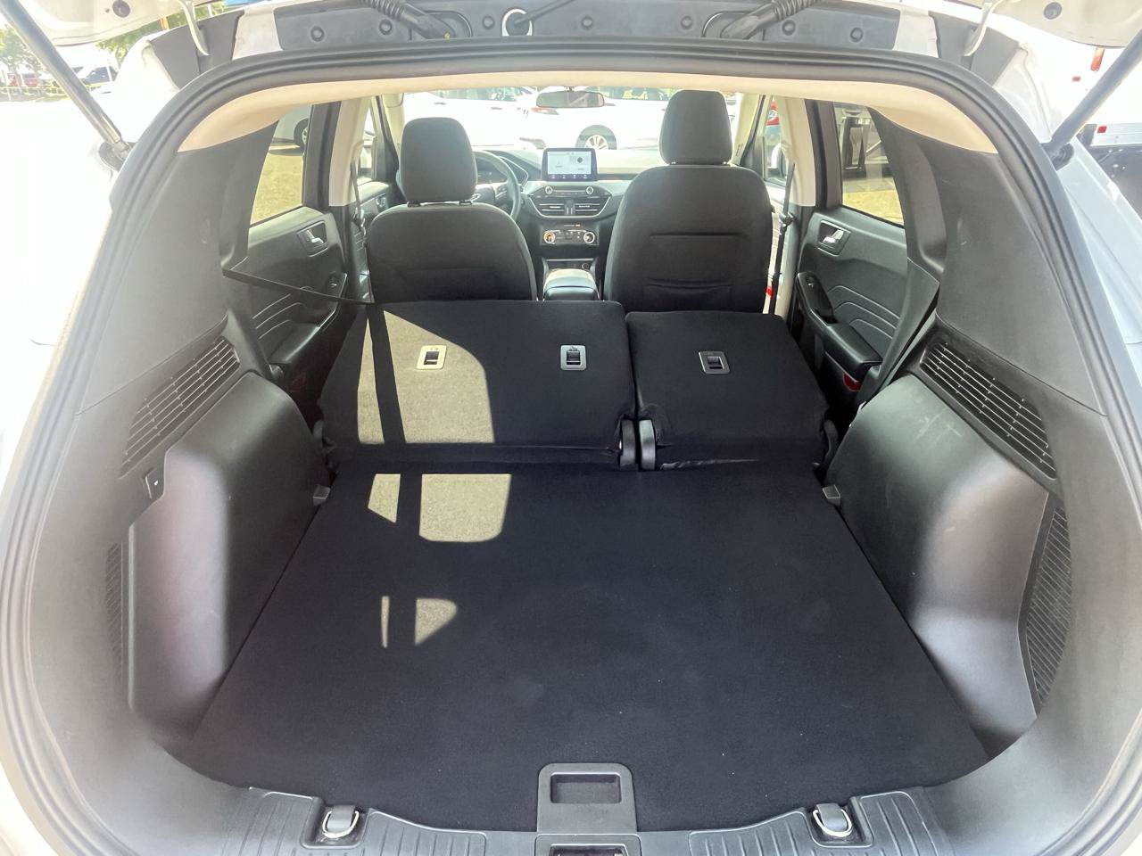 Used 2021 Ford Escape SE FWD image 22