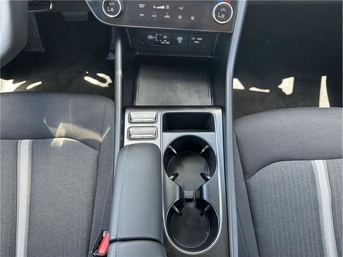 Used 2026 Hyundai Sonata Blue FWD image 25