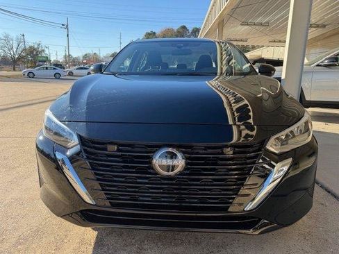 Used 2025 Nissan Sentra SV FWD image 6