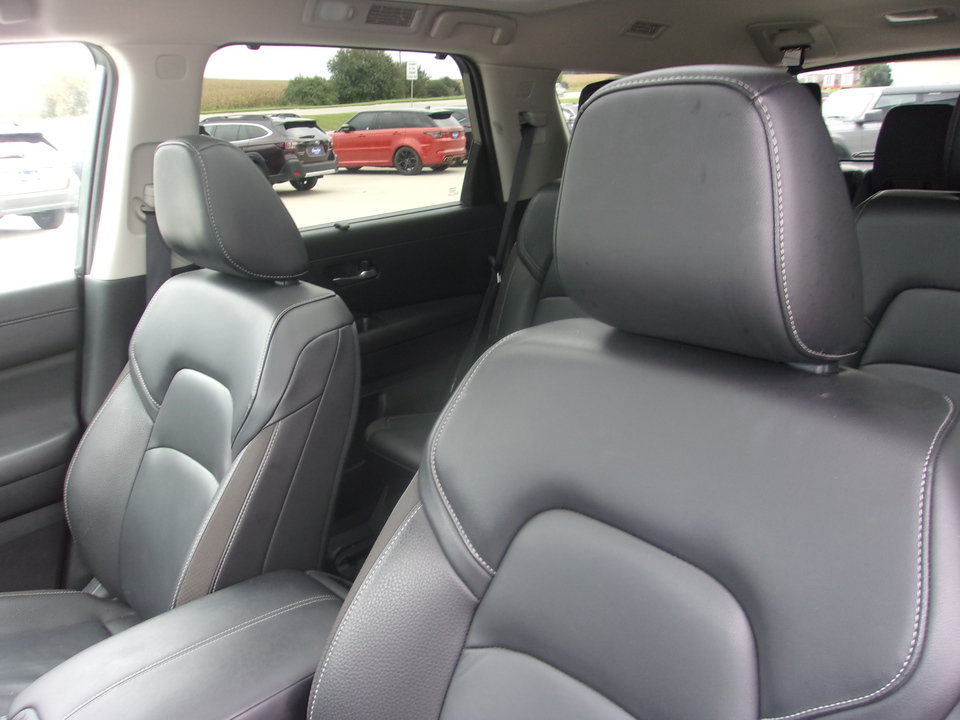 Used 2025 Nissan Pathfinder SL w/ SL Premium Package AWD/4WD image 10