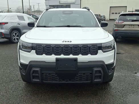 New 2026 Jeep Cherokee Laredo image 2