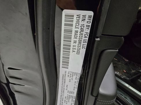 Used 2021 Jeep Grand Cherokee Overland image 14