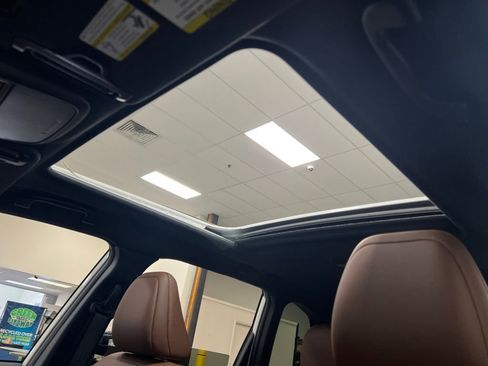 Used 2025 Subaru Forester Touring w/ Protection Package image 24