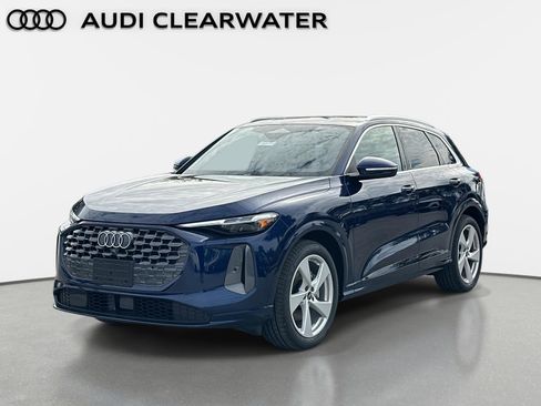 New 2025 Audi Q5 Prestige image 1