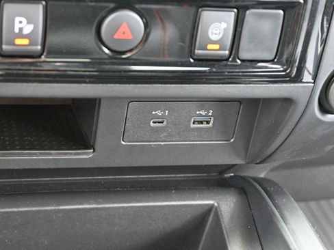 Used 2024 Nissan Titan PRO-4X w/ Off Road Protection Package AWD/4WD image 23
