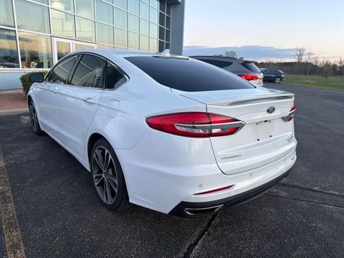 Used 2019 Ford Fusion Titanium FWD image 6