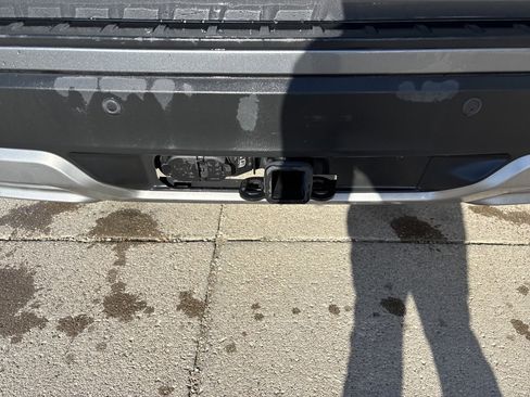 Used 2025 Ford Explorer Platinum w/ LUX Leather Package image 9