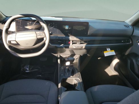 New 2025 Kia K4 EX FWD image 26