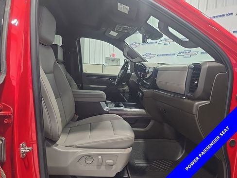 Used 2024 Chevrolet Silverado 2500 LTZ w/ LTZ Premium Package image 27