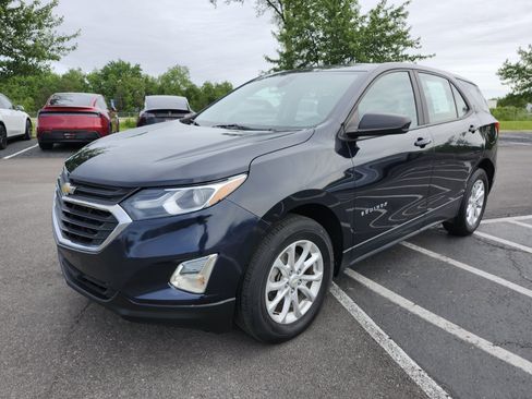 Used 2020 Chevrolet Equinox LS AWD/4WD image 12