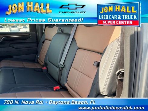 Used 2024 Chevrolet Silverado 3500 High Country w/ High Country Premium Package image 24