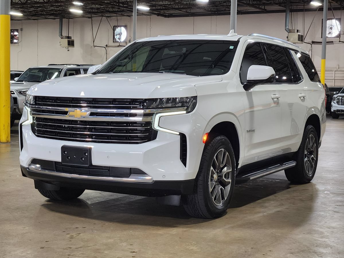 Used 2022 Chevrolet Tahoe LT w/ Luxury Package AWD/4WD image 4